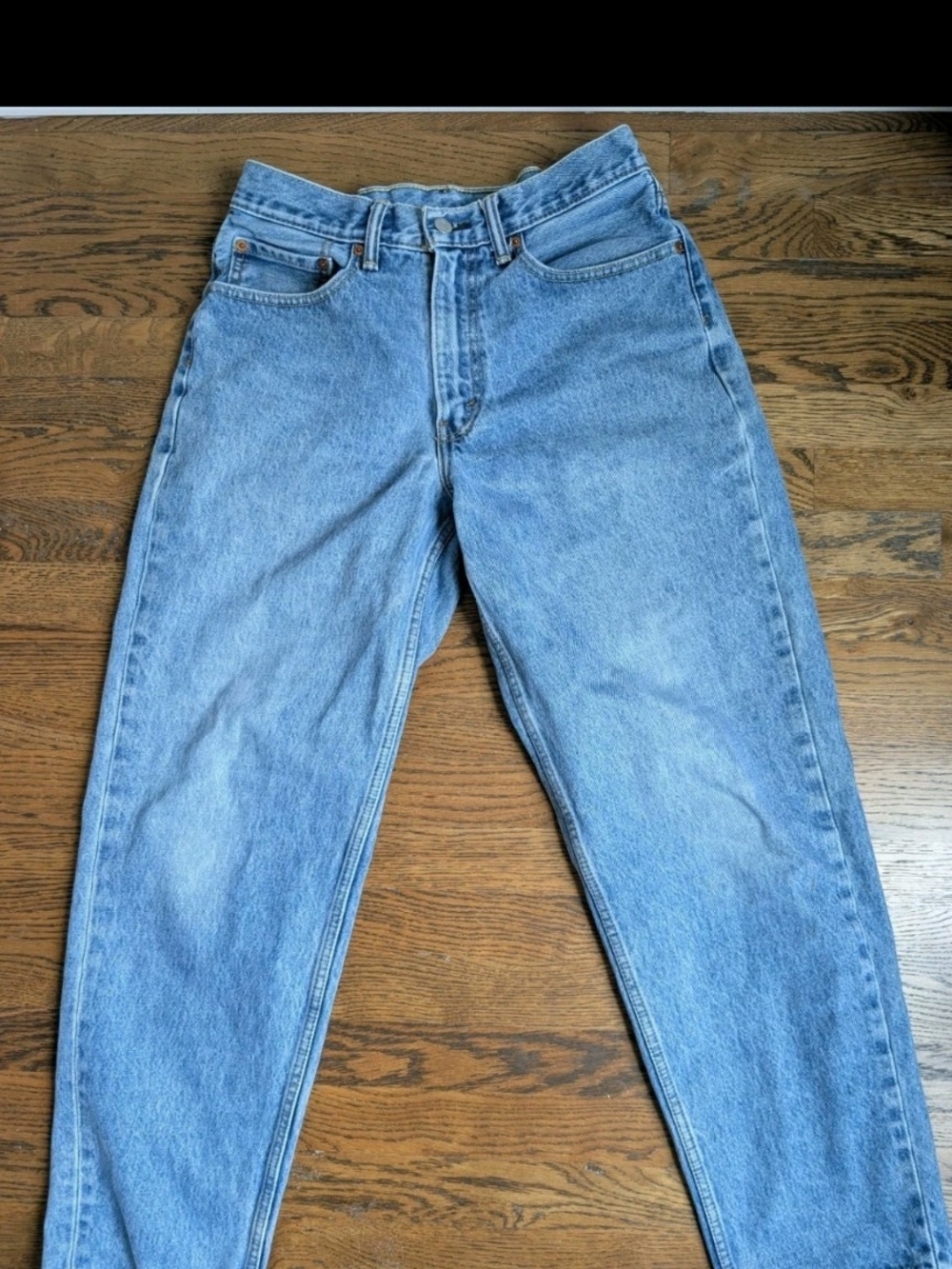 Levi's 560 Comfort Fit Tapered Leg Jeans Men's 32x32 Light Wash Denim 00560-4891